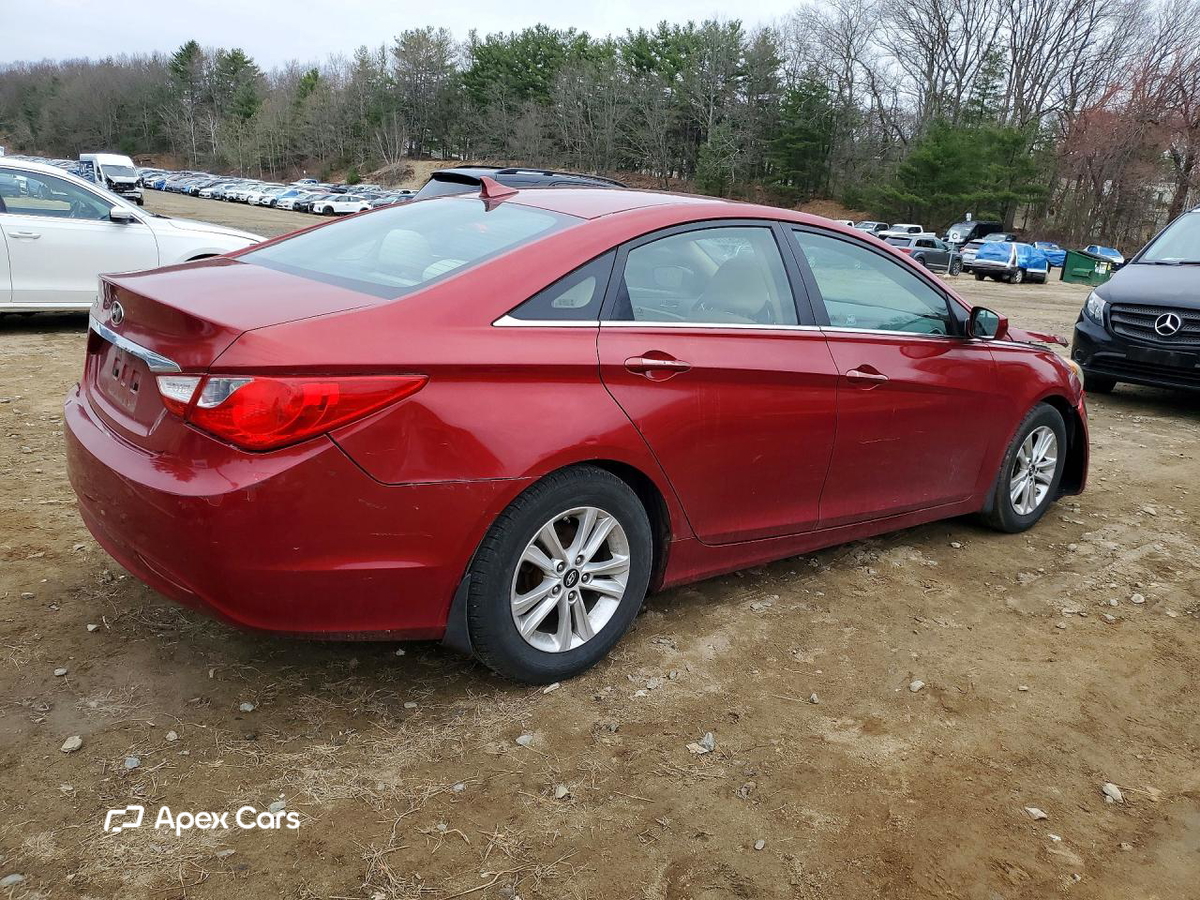 Hyundai Sonata 2011