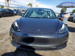 Tesla Model 3 2018