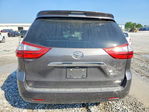 Toyota Sienna 2017