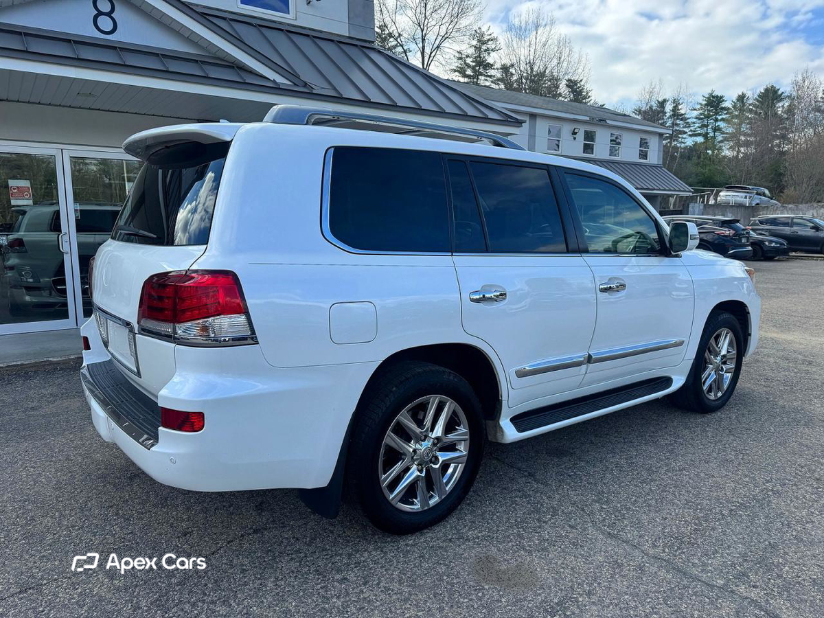 Lexus LX 2014