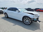 Chrysler 300 2016