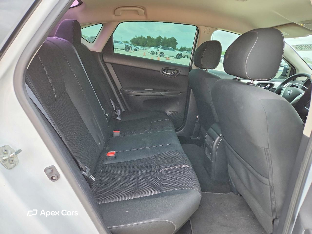 Nissan Sentra 2018