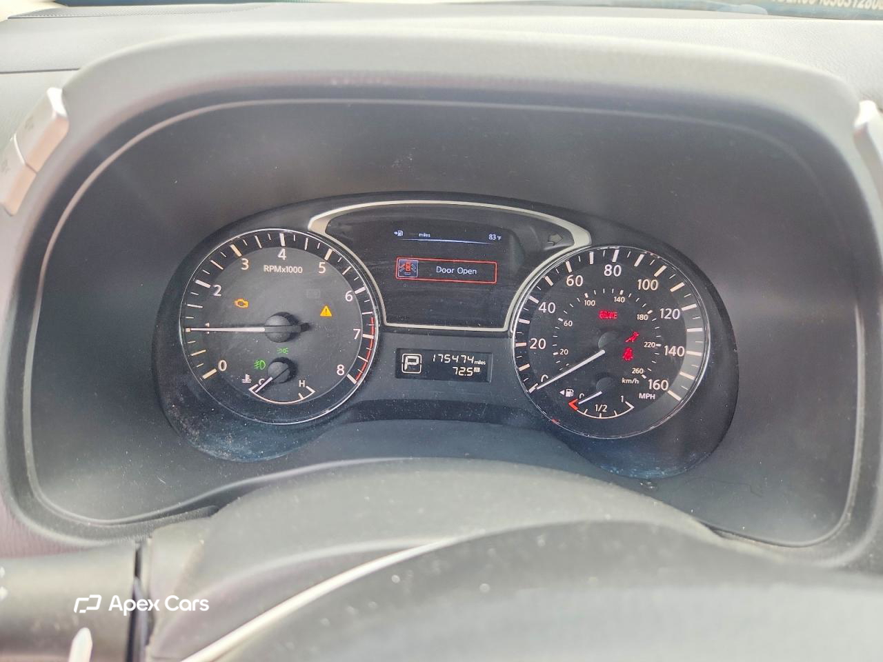 Nissan Pathfinder 2013