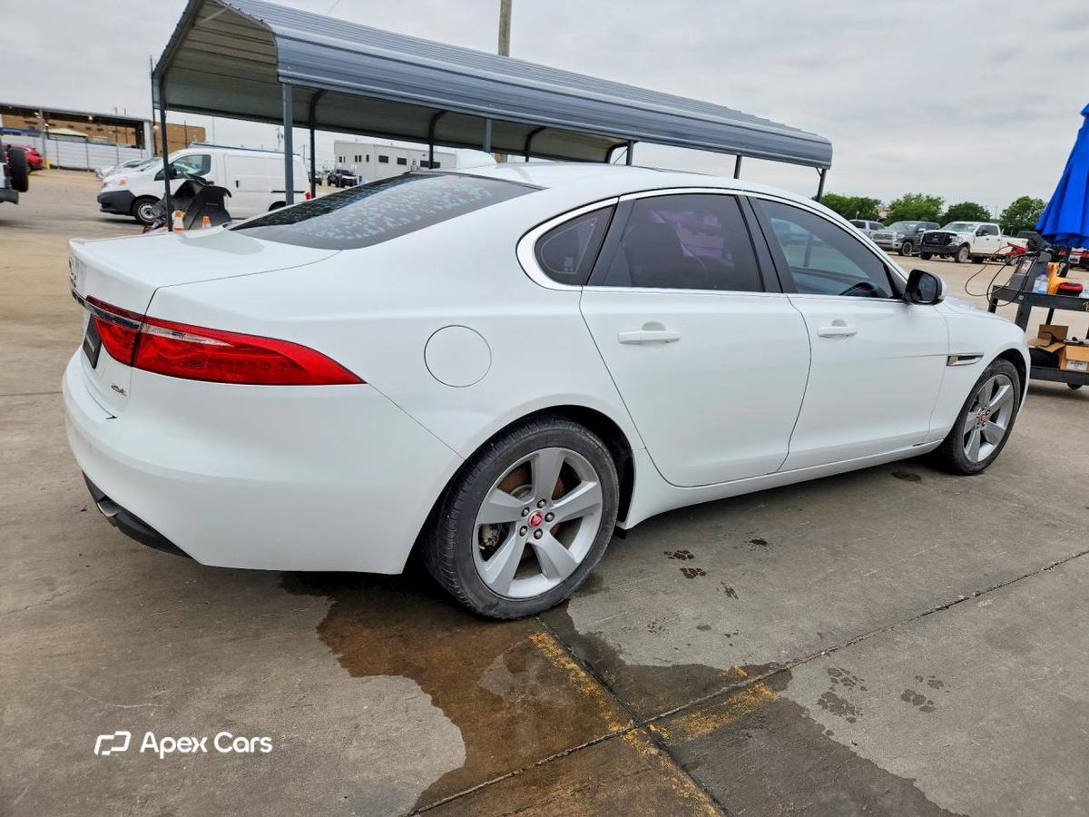 Jaguar XF 2018