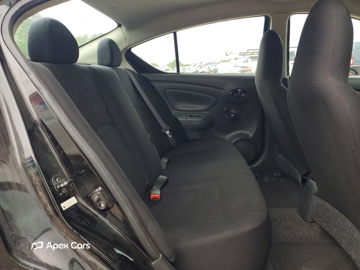 Nissan Versa 2014