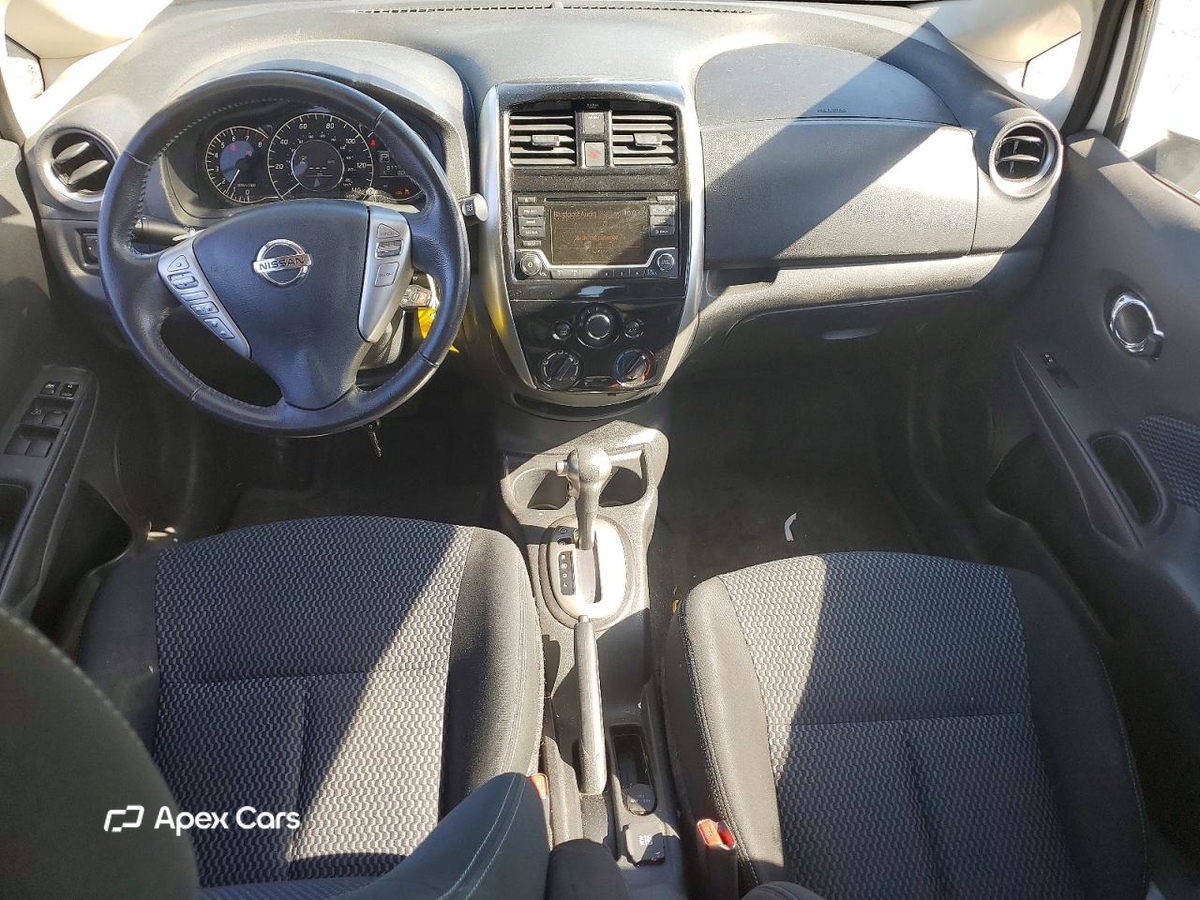 Nissan Versa 2016