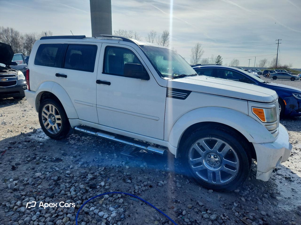 Dodge Nitro 2008