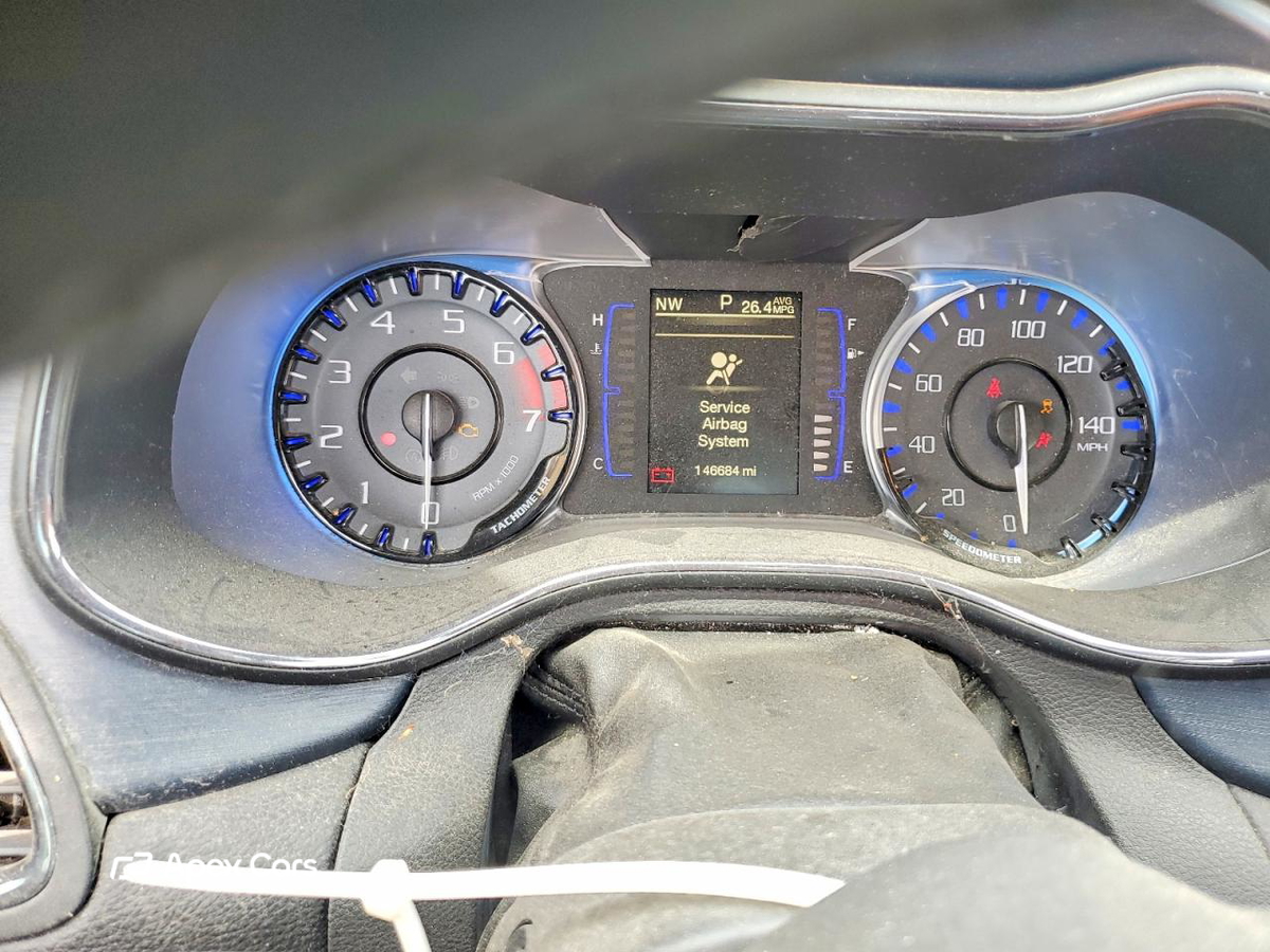 Chrysler 200 2015