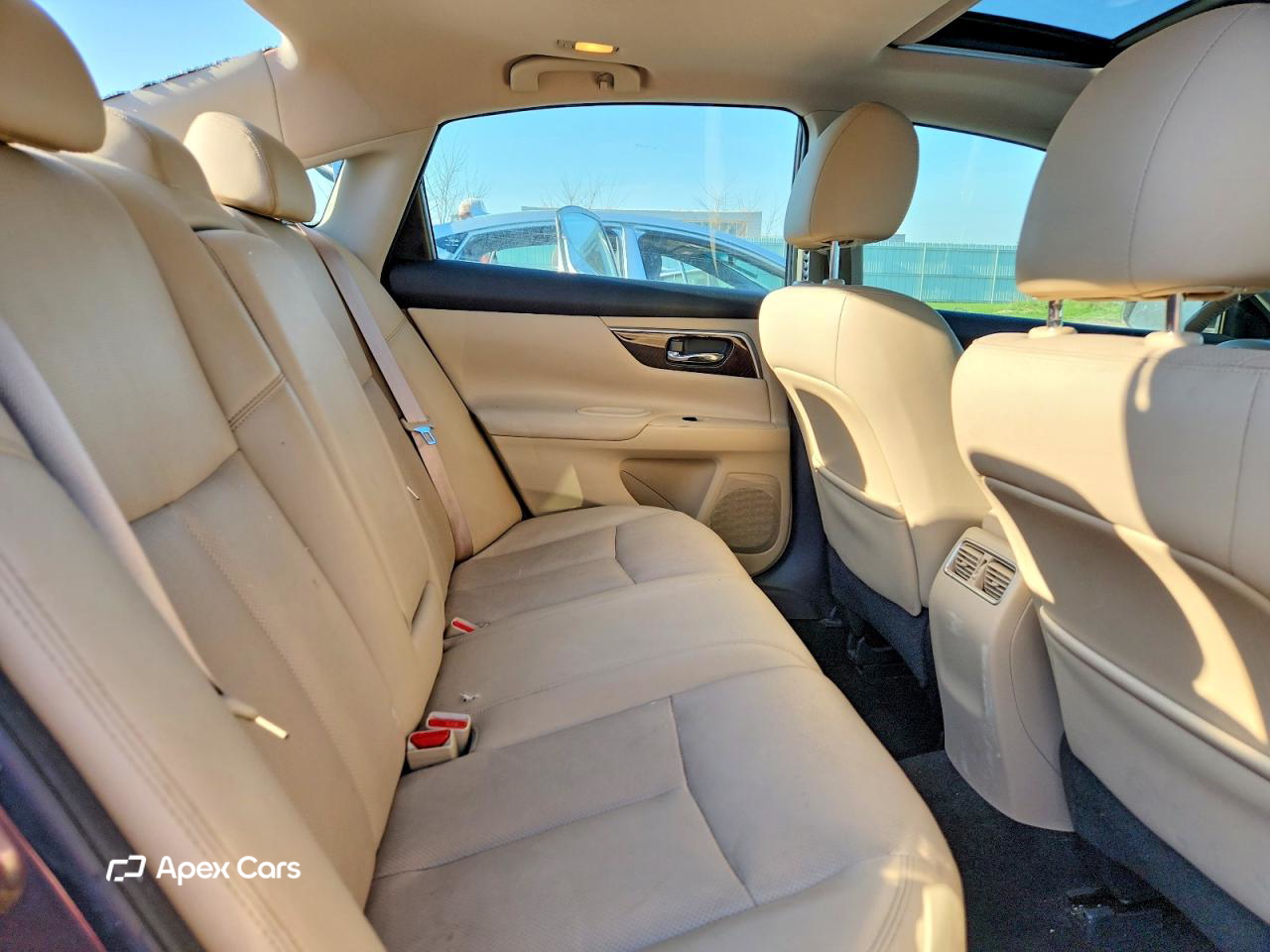 Nissan Altima 2015