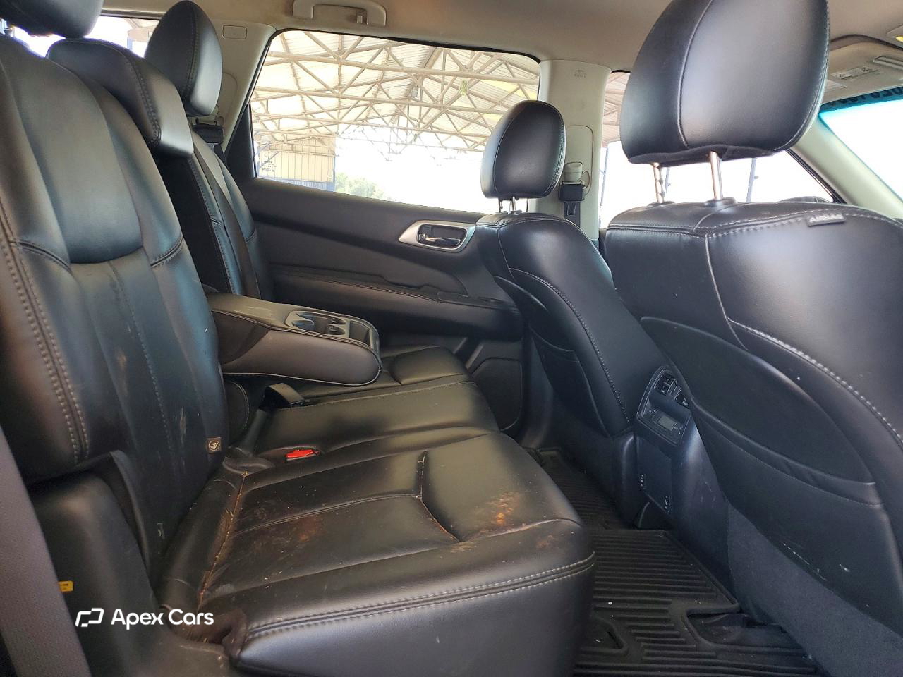 Nissan Pathfinder 2014