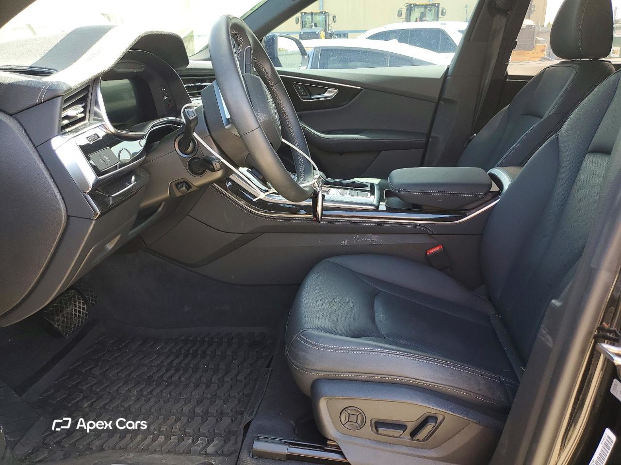 Audi Q8 2025