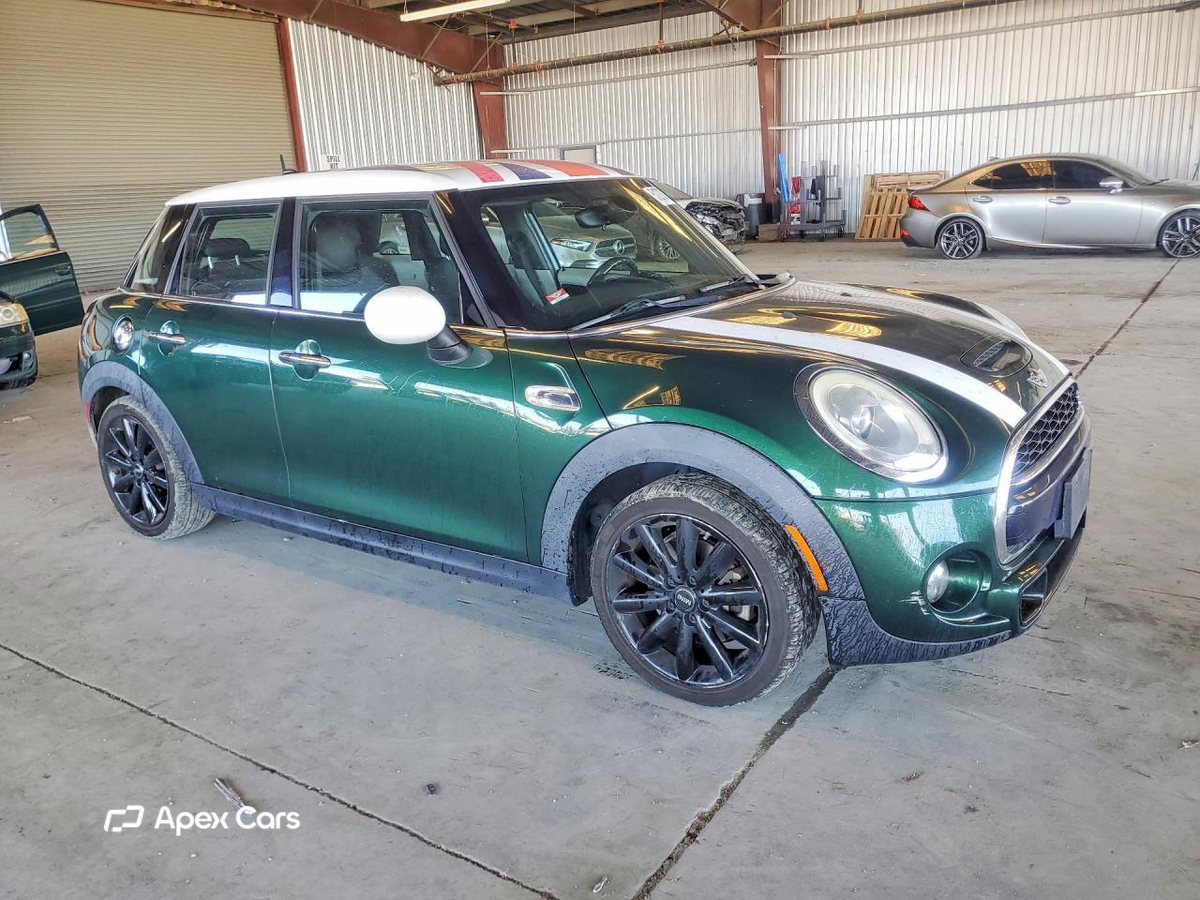 MINI Cooper 2015