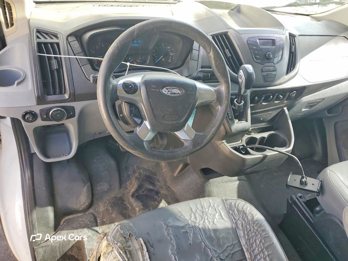 Ford Transit 2015