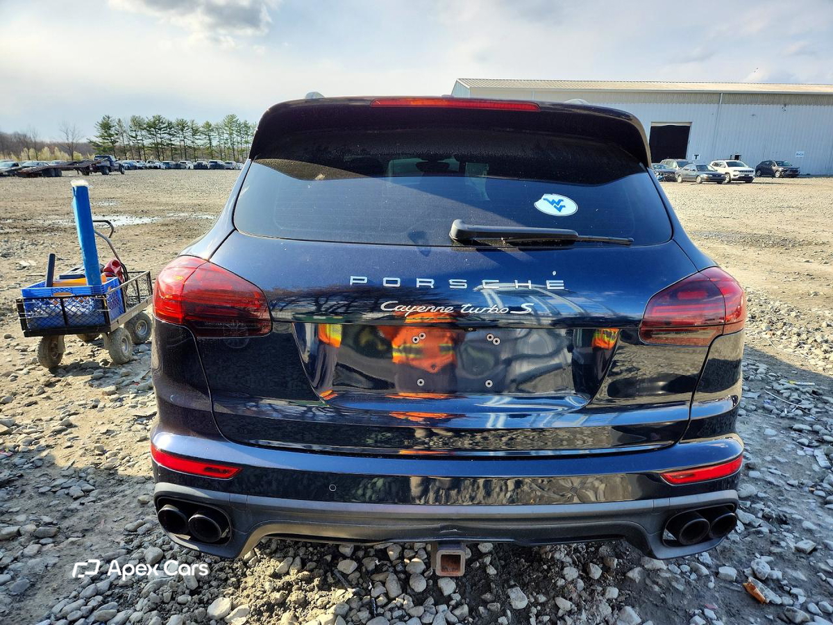 Porsche Cayenne 2016