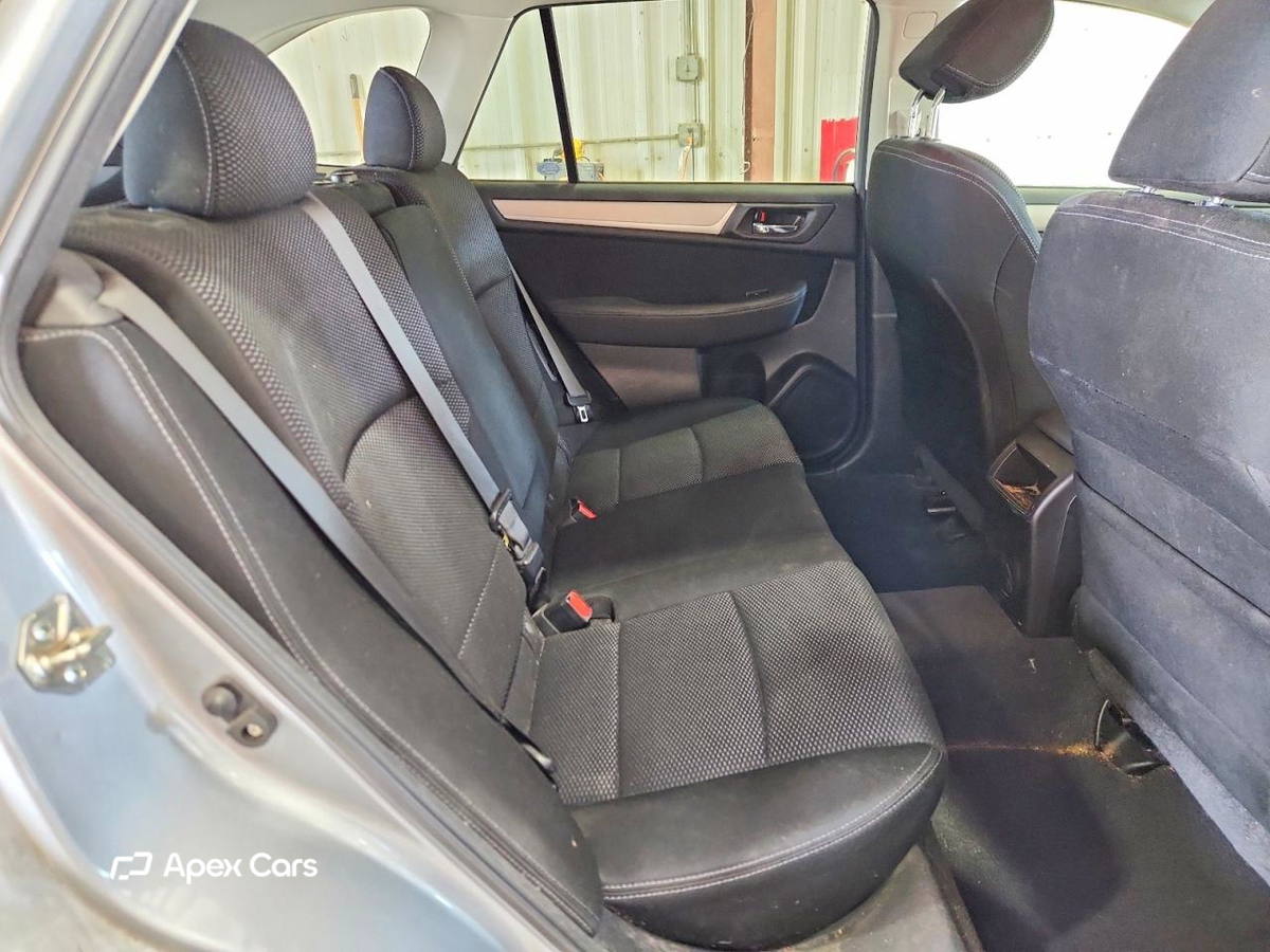 Subaru Outback 2016
