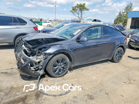 Tesla Model Y 2024 - Zdjęcie 1 z 13