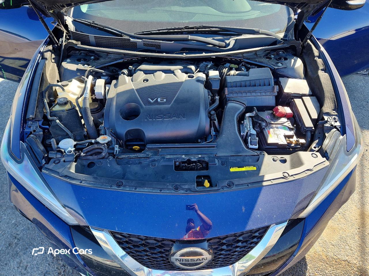 Nissan Maxima 2019