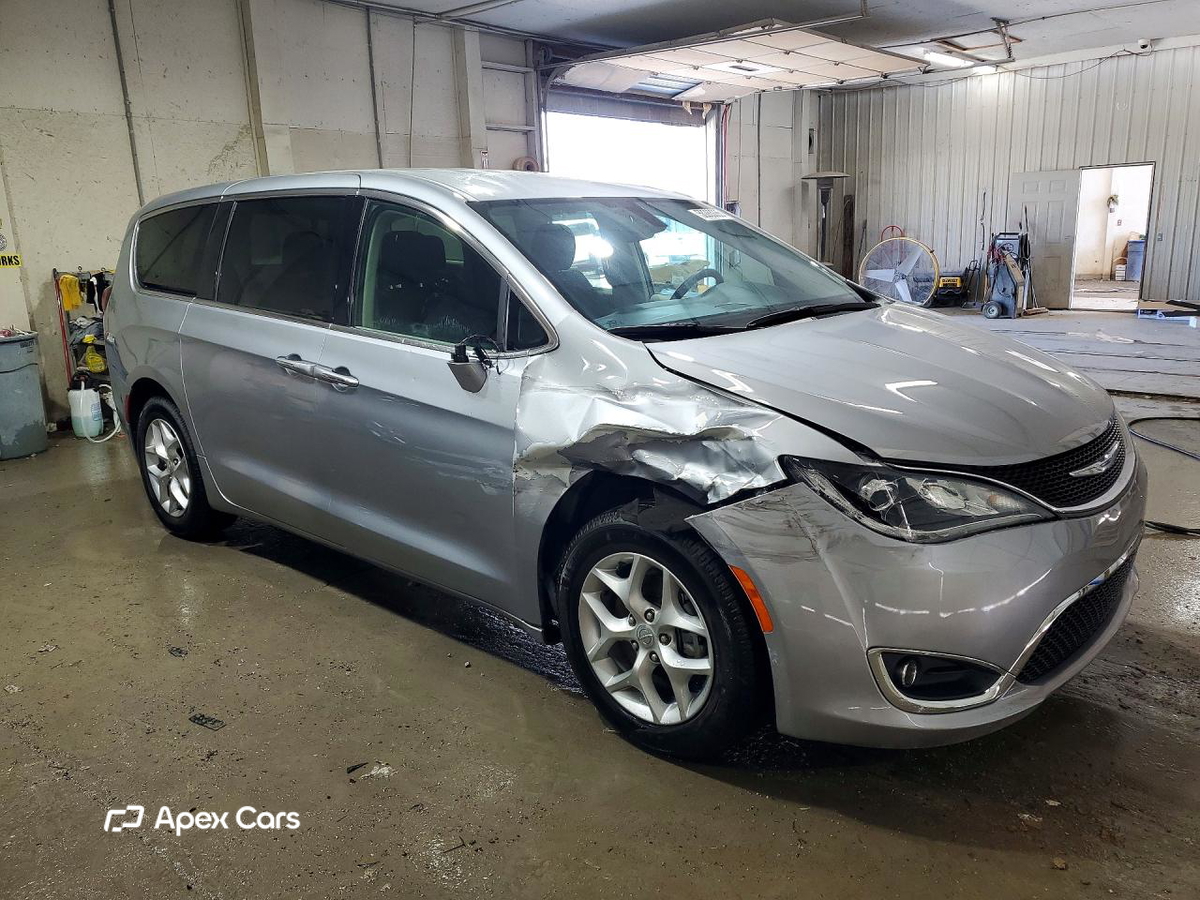 Chrysler Pacifica 2019