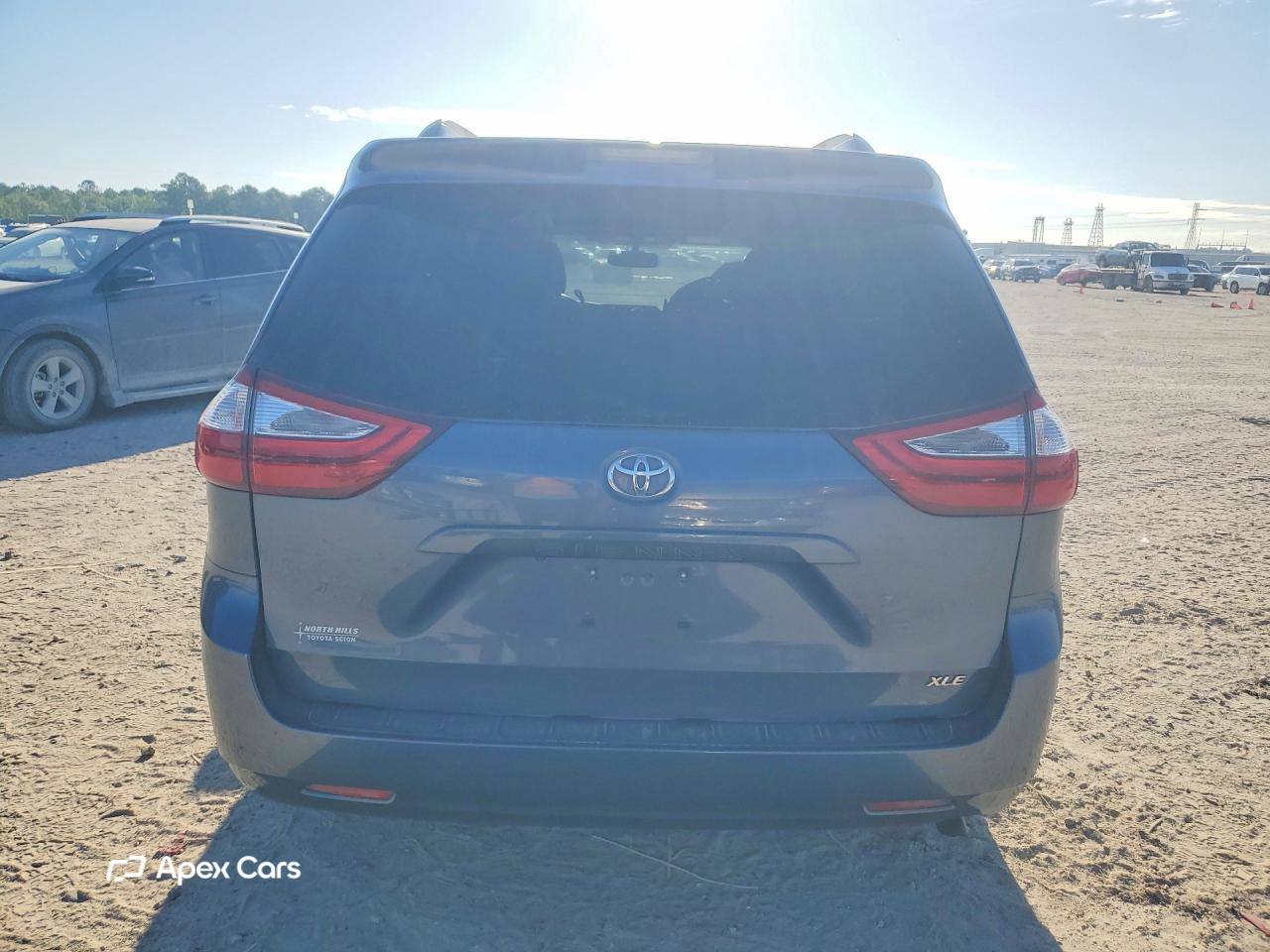Toyota Sienna 2015