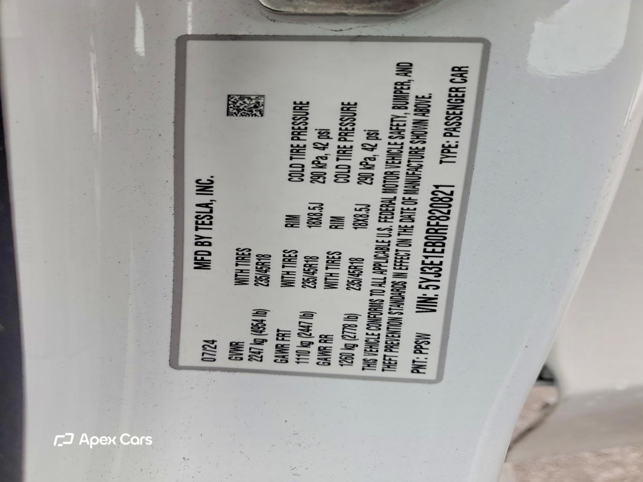 Tesla Model 3 2024