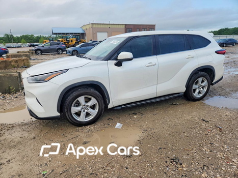 Toyota Highlander 2021 - Image 1 of 13