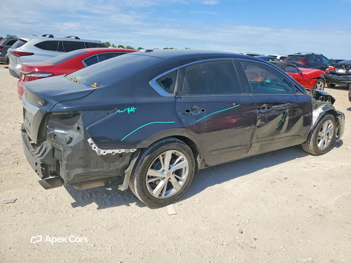 Nissan Altima 2015