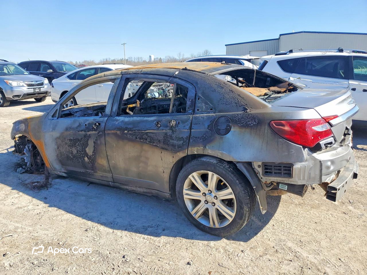 Chrysler 200 2013