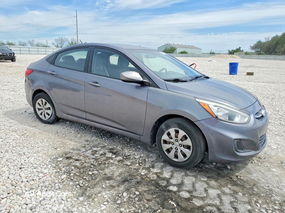 Hyundai Accent 2015