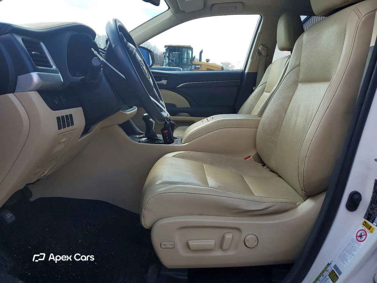 Toyota Highlander 2015