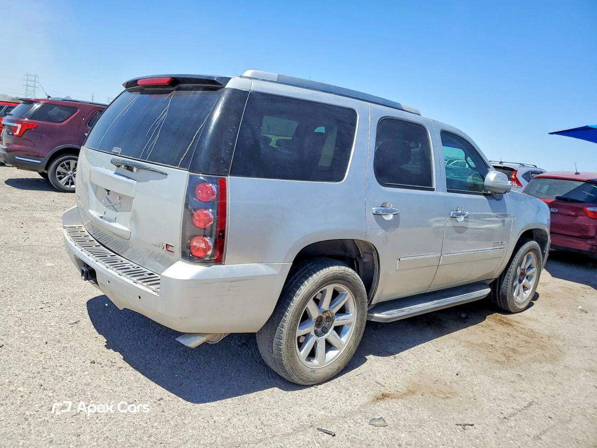 GMC Yukon 2010