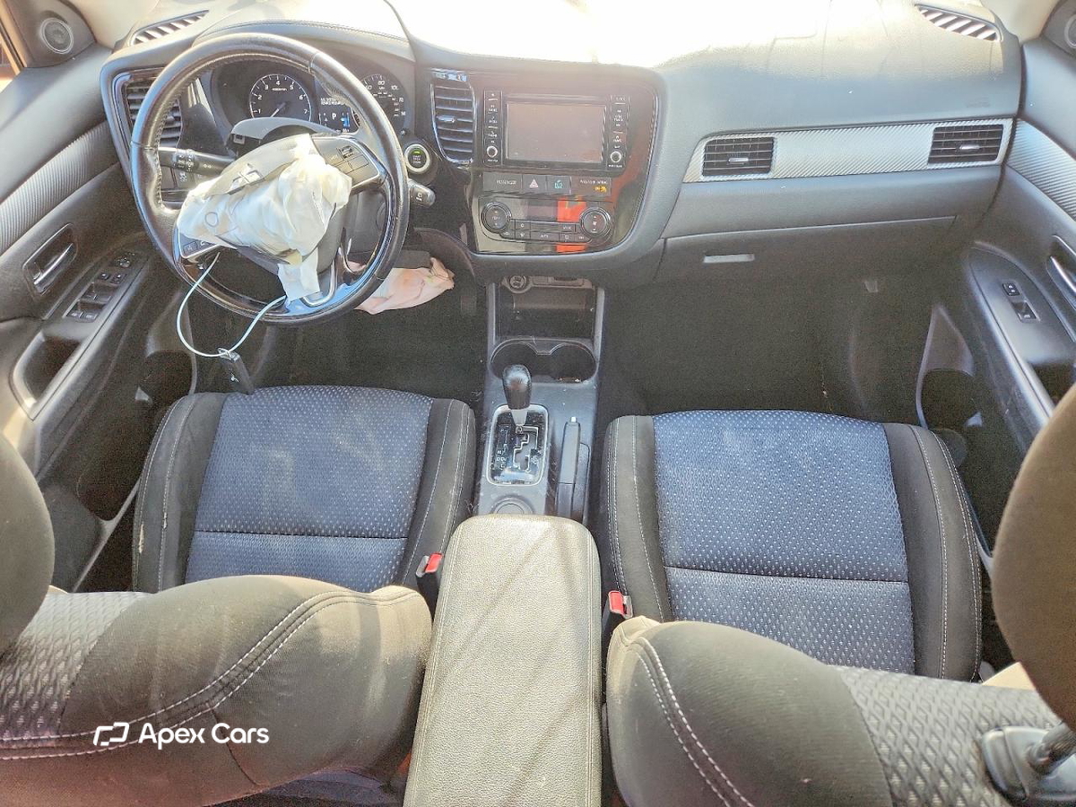 Mitsubishi Outlander 2016