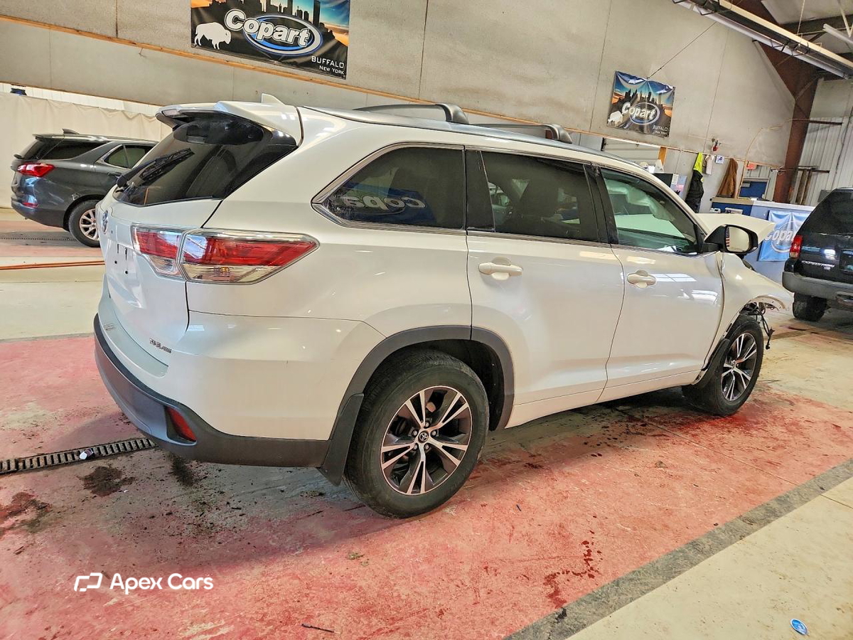 Toyota Highlander 2016