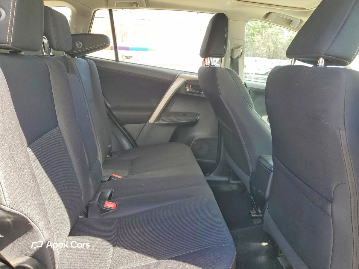 Toyota RAV 4 2015