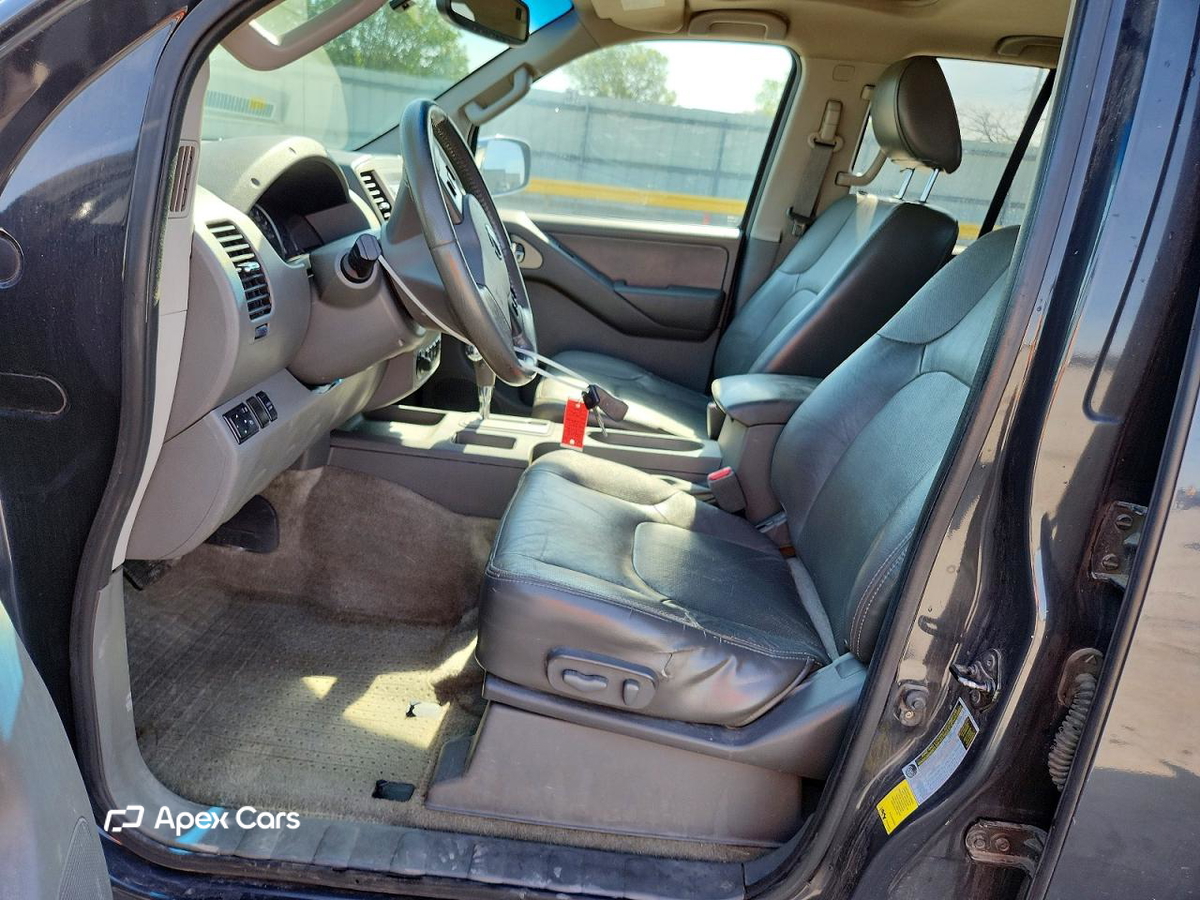 Nissan Navara (Frontier) 2012