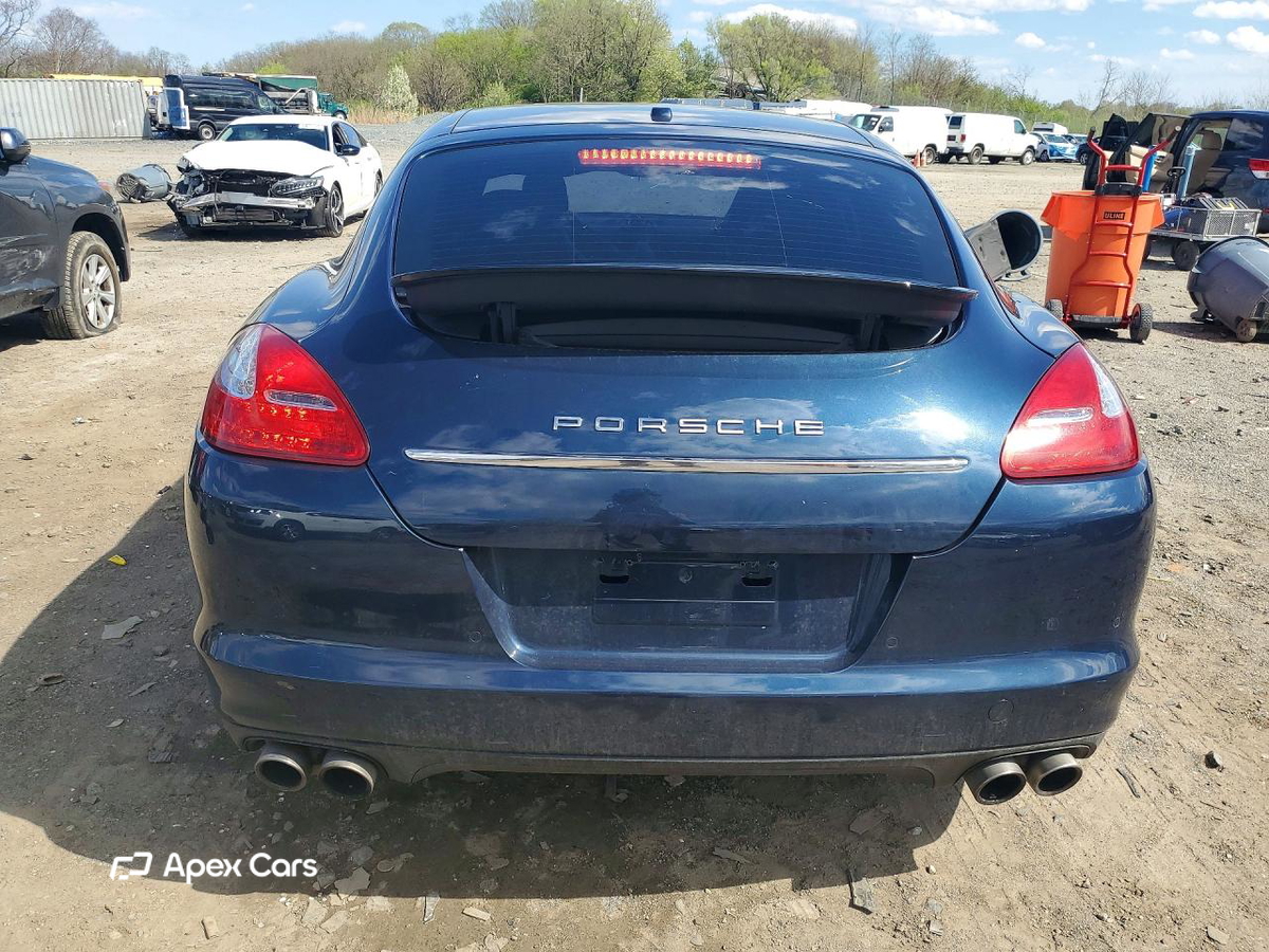 Porsche Panamera 2012