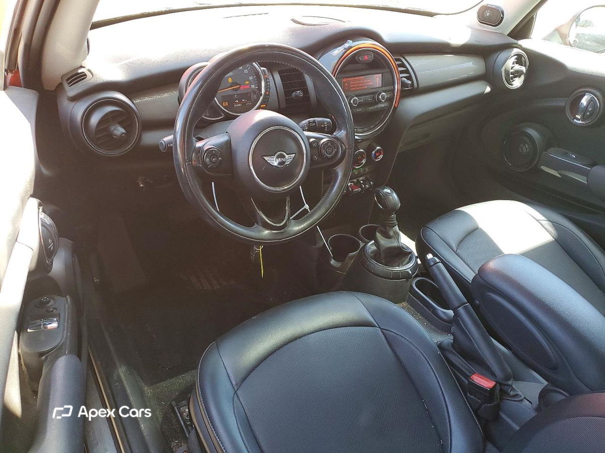 MINI Cooper 2015