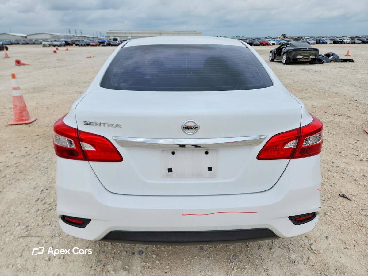 Nissan Sentra 2018