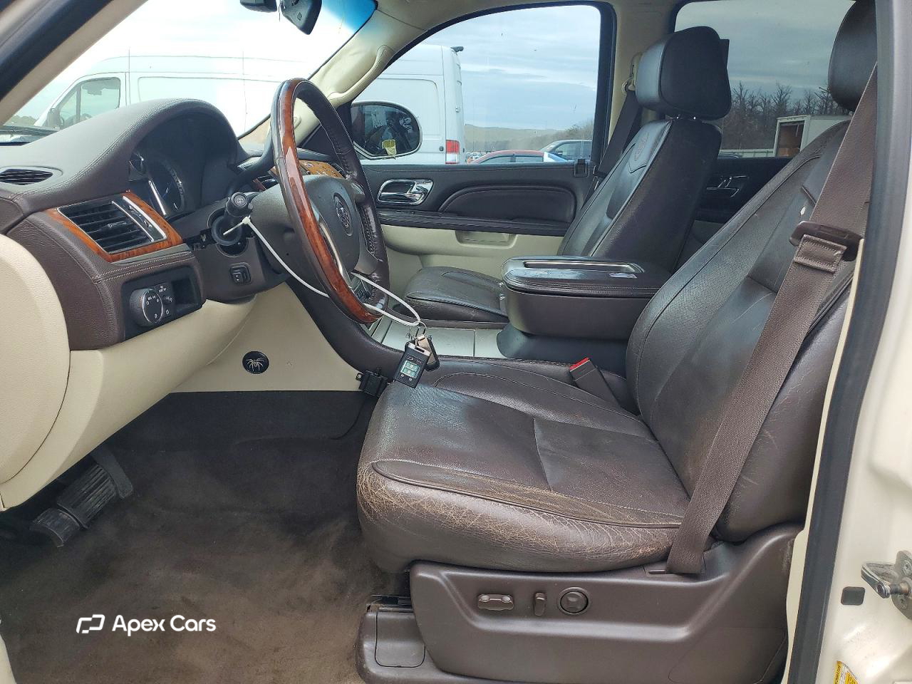 Cadillac Escalade 2011
