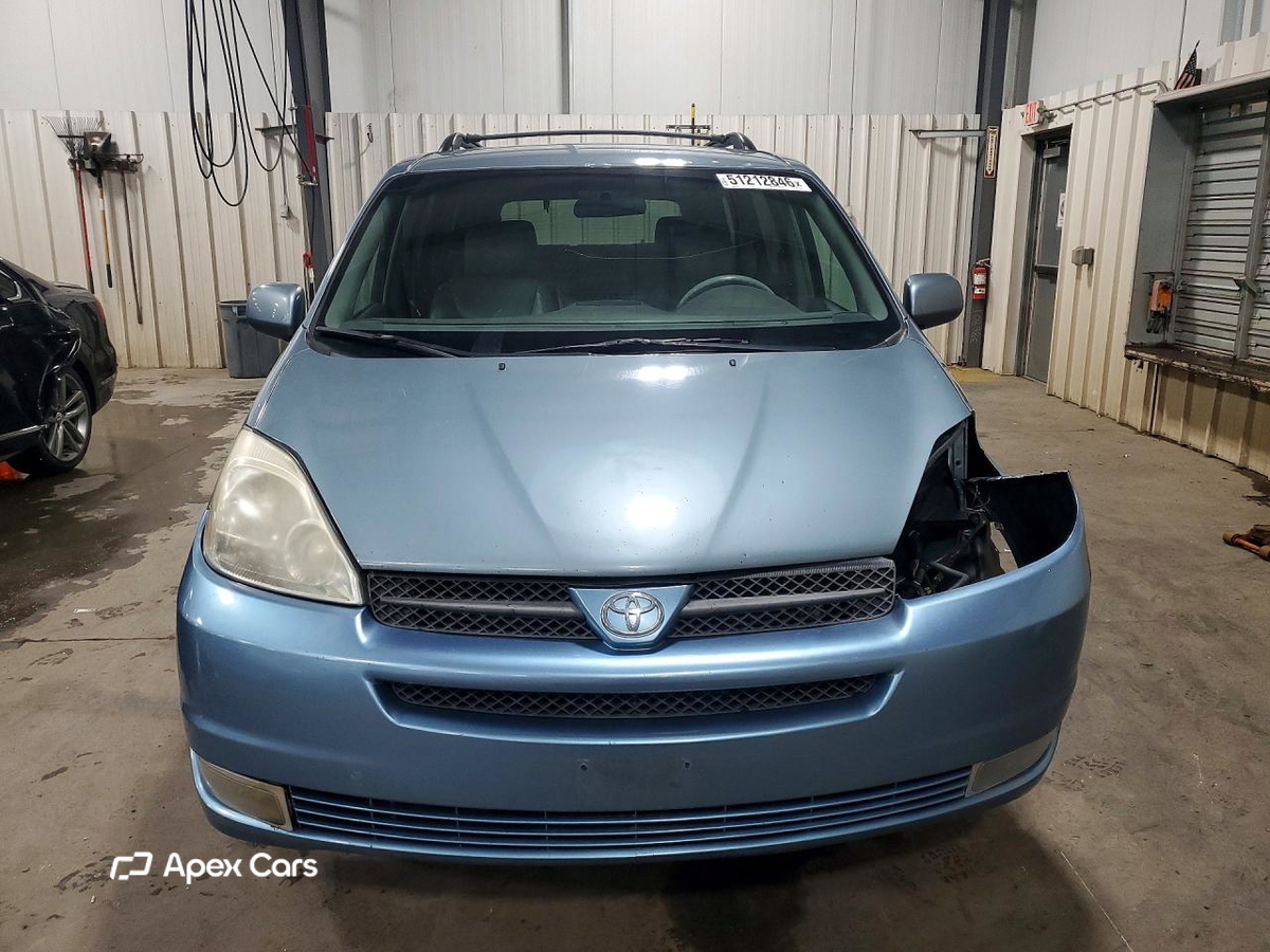 Toyota Sienna 2005