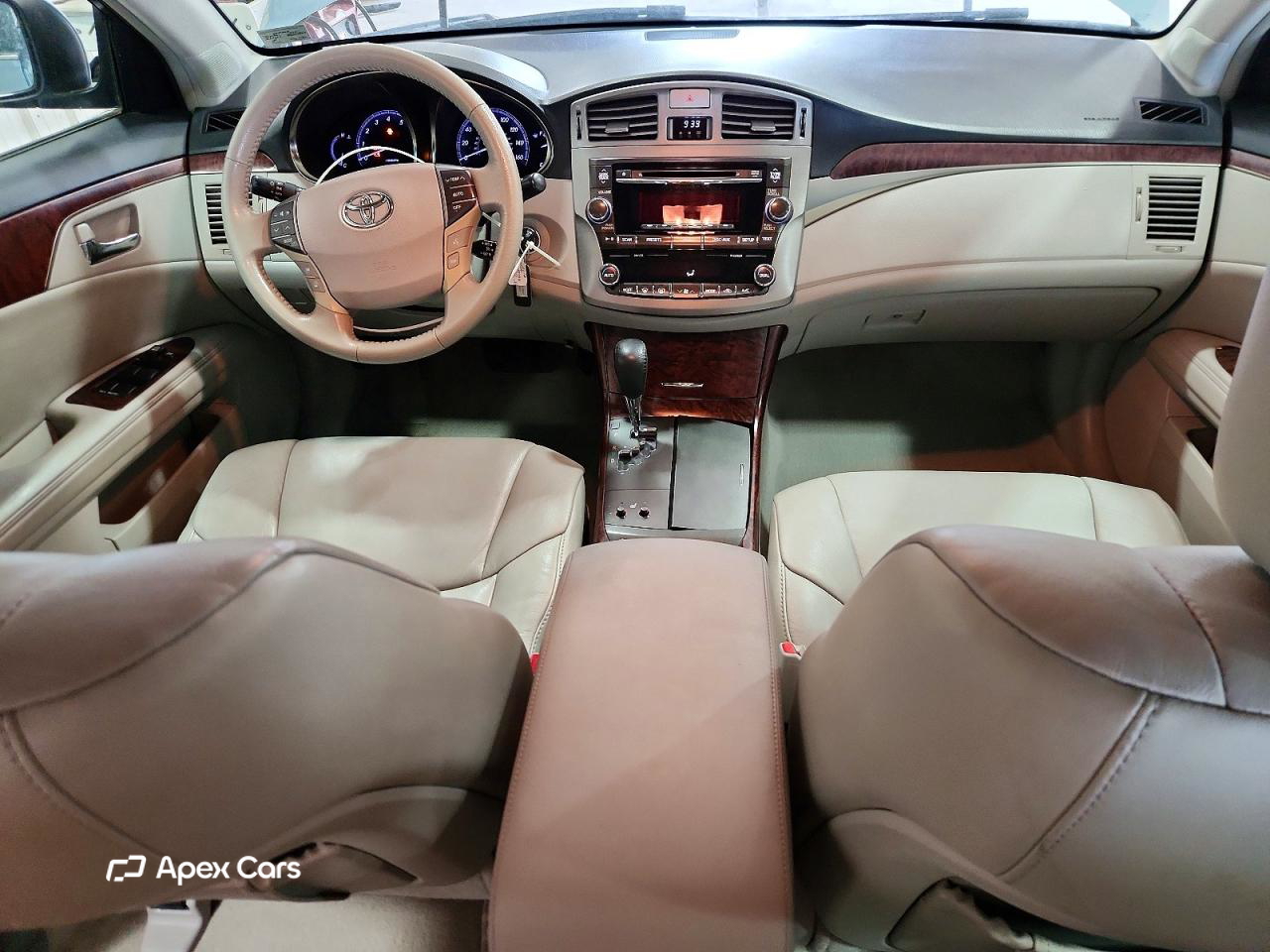 Toyota Avalon 2011