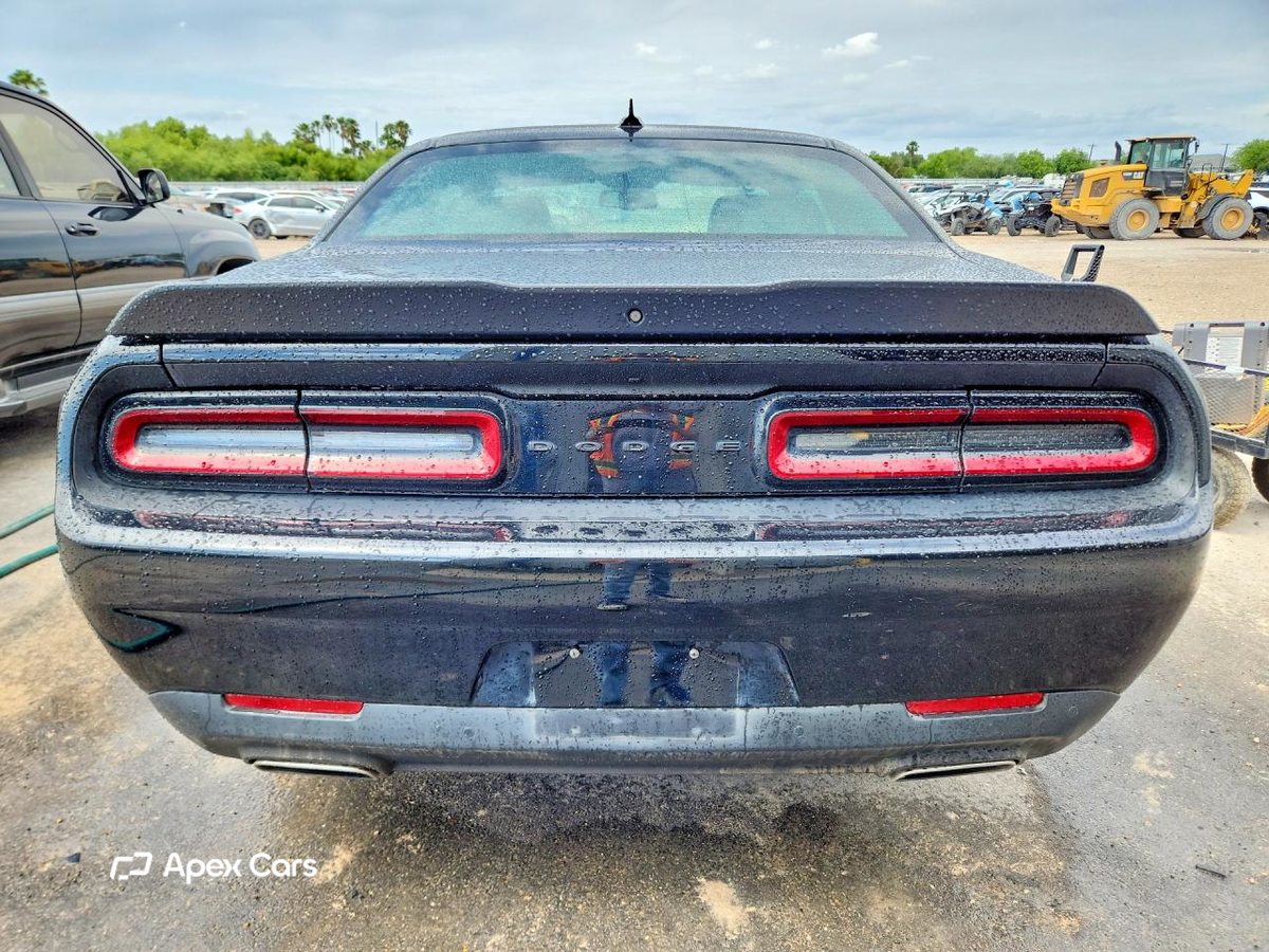 Dodge Challenger 2021