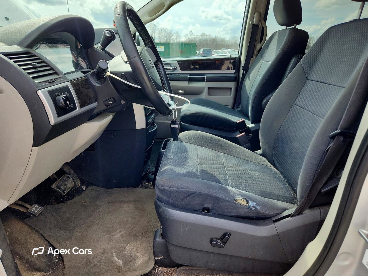 Dodge Caravan 2010