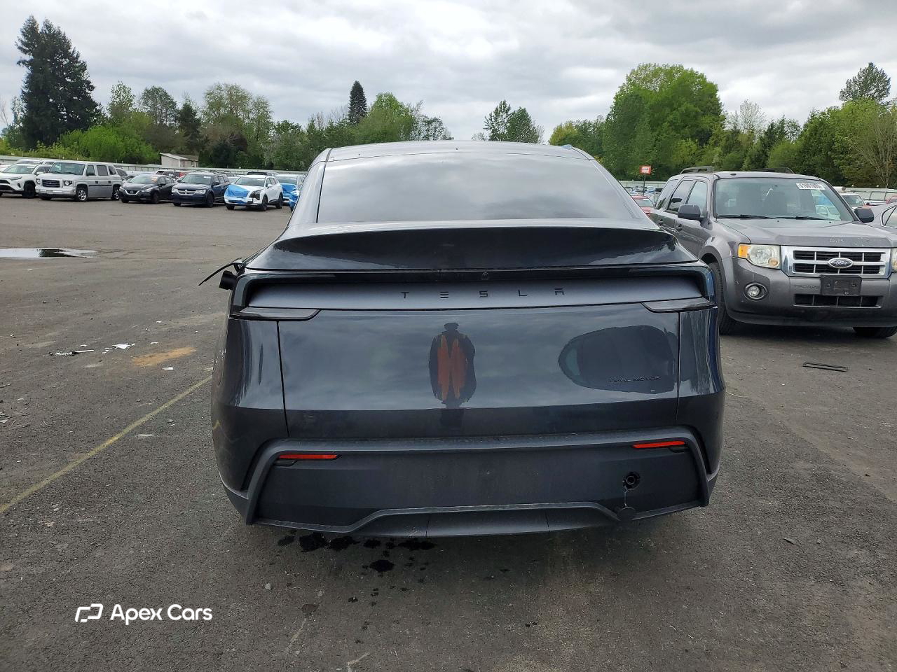 Tesla Model Y 2026