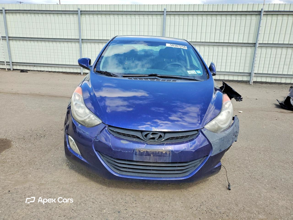 Hyundai Elantra 2013