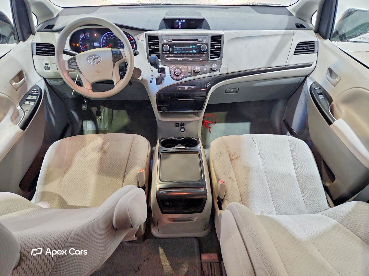 Toyota Sienna 2012
