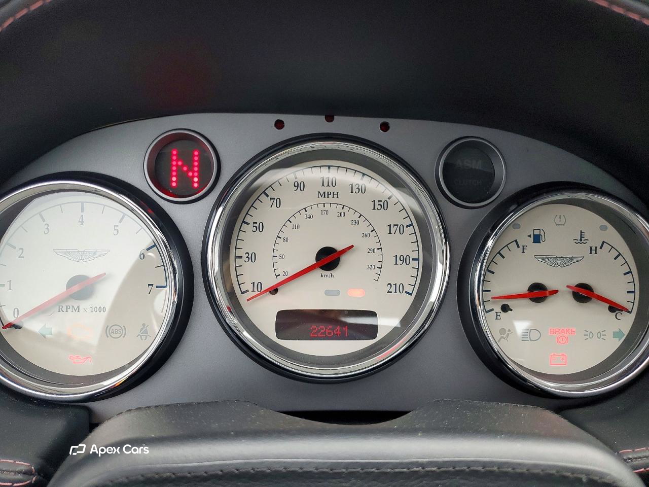 Aston Martin V12 Vanquish 2005