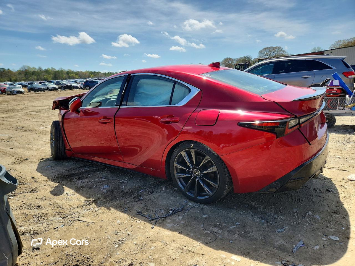 Lexus IS 2022