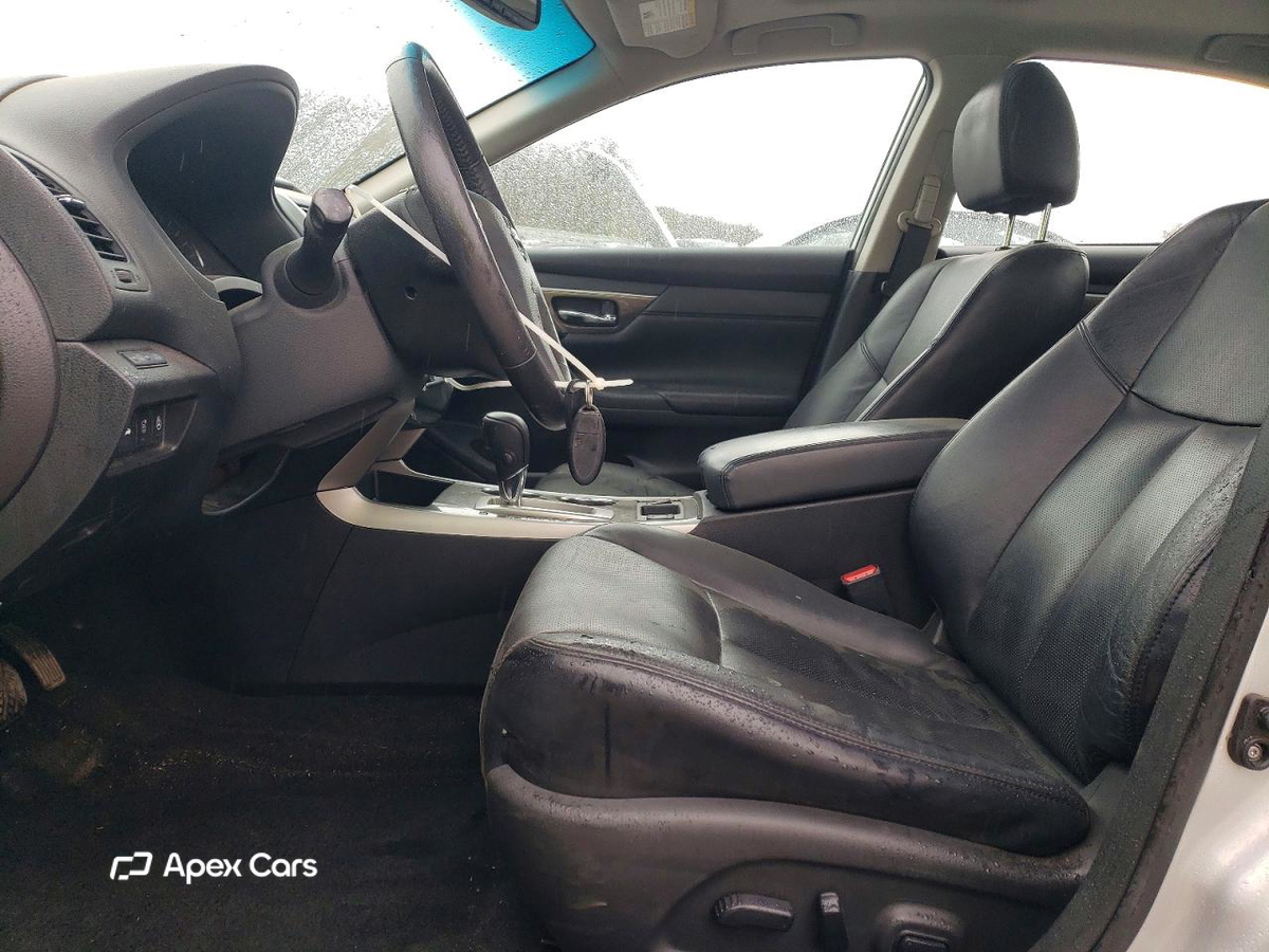 Nissan Altima 2015