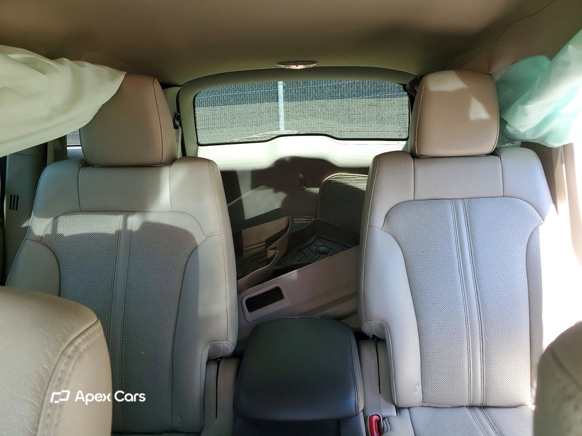 Lincoln MKT 2012