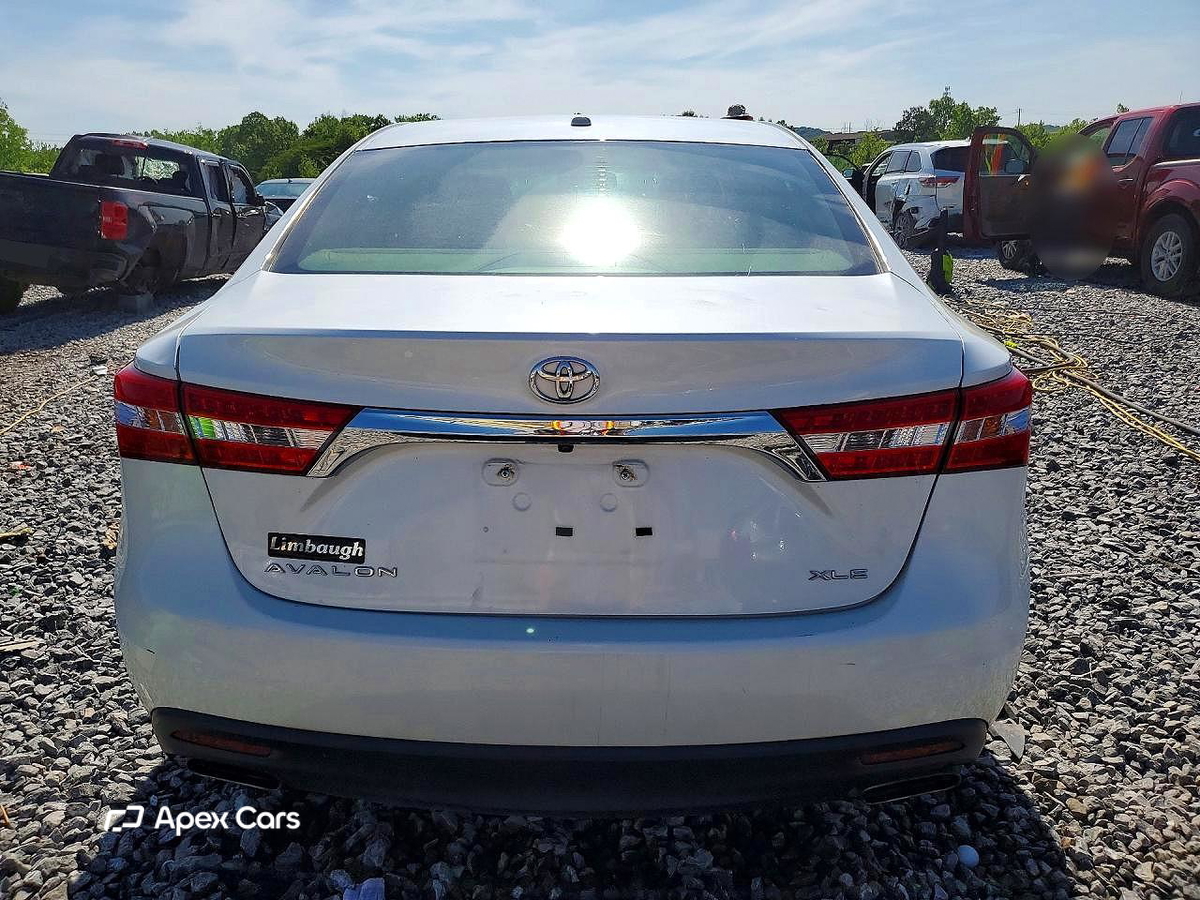 Toyota Avalon 2013